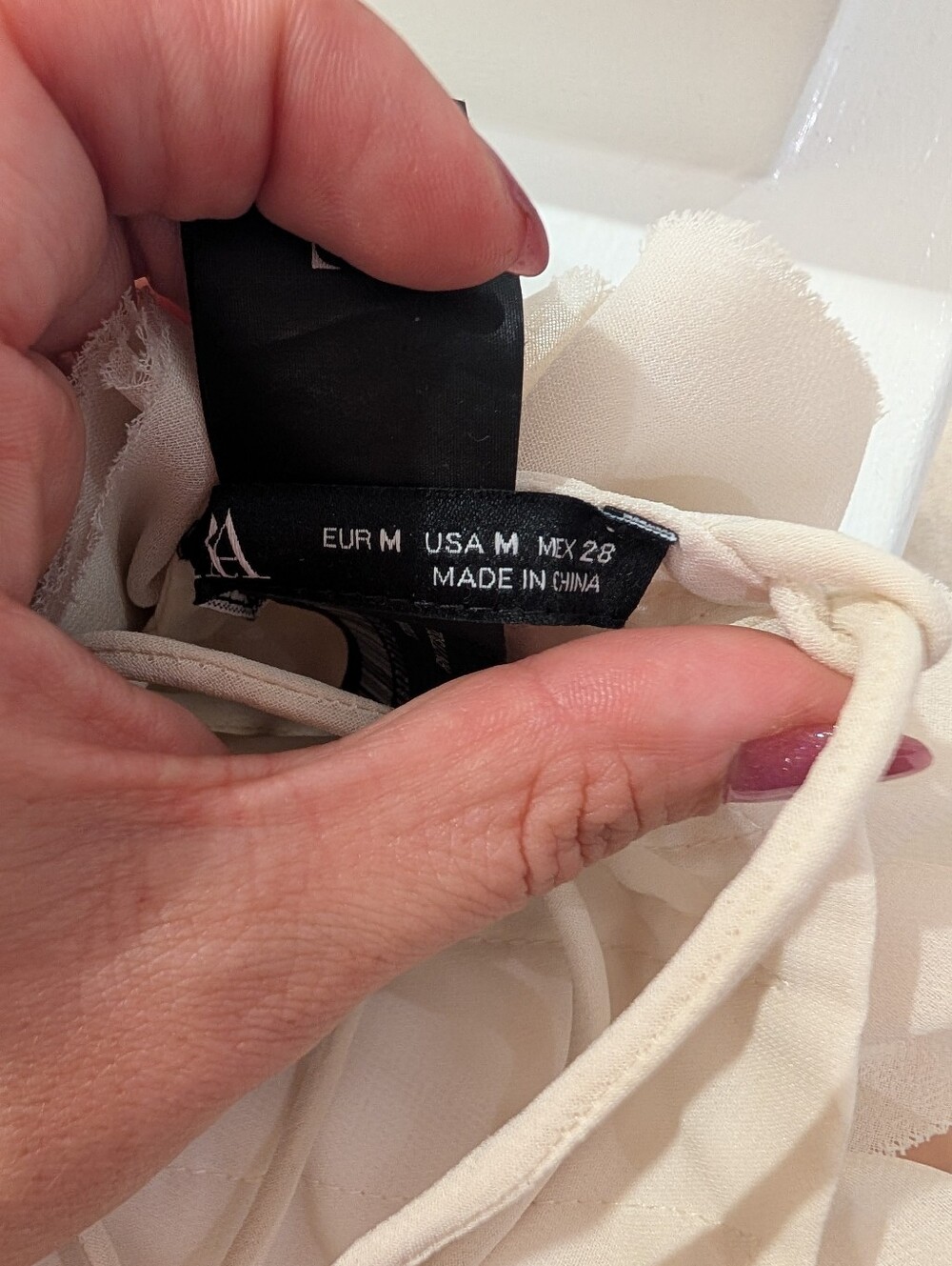 Zara Cream Ruffled Crop Top - Picture 3 of 4